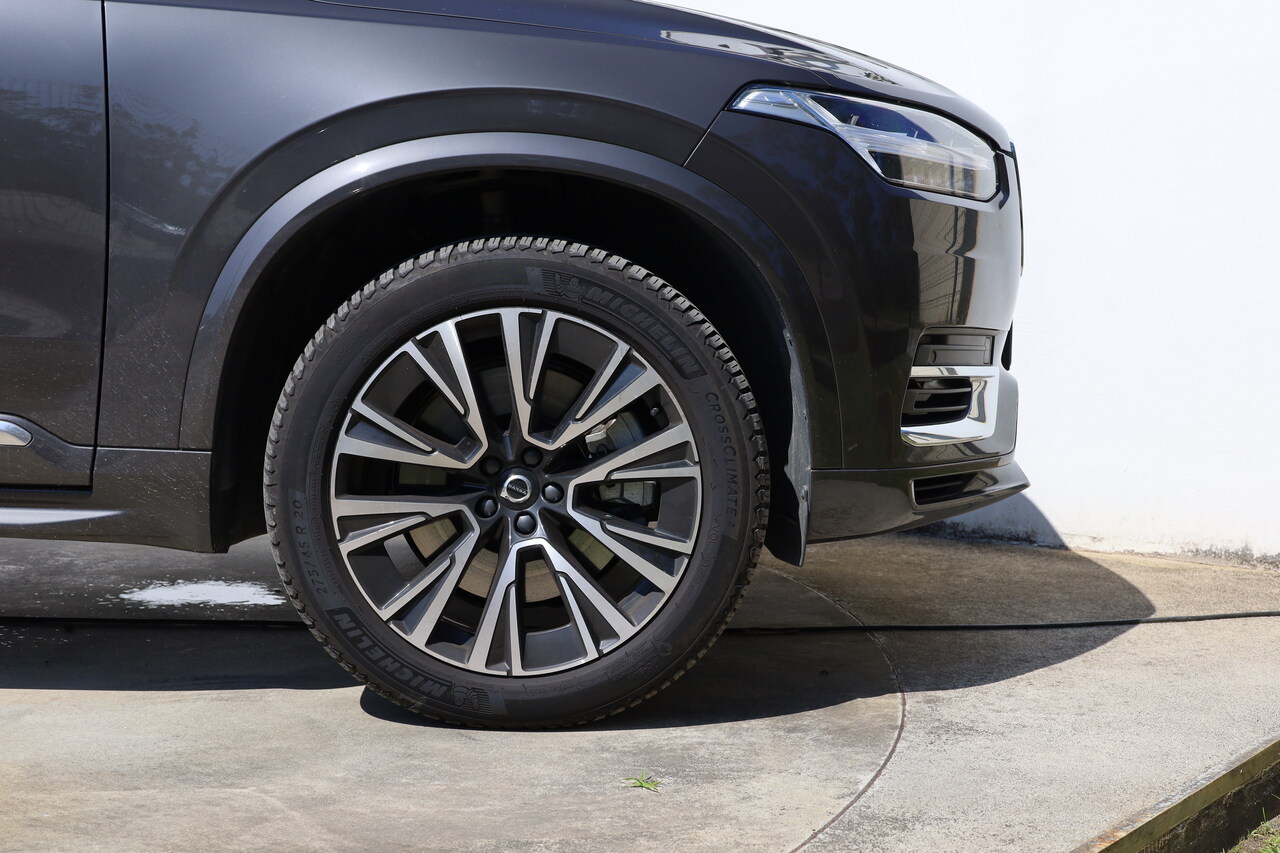 XC90 T8 Hibrido Plug-in Core Bright