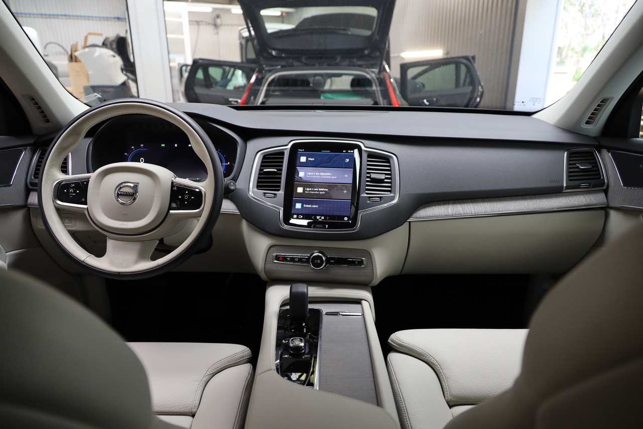 XC90 T8 Hibrido Plug-in Core Bright
