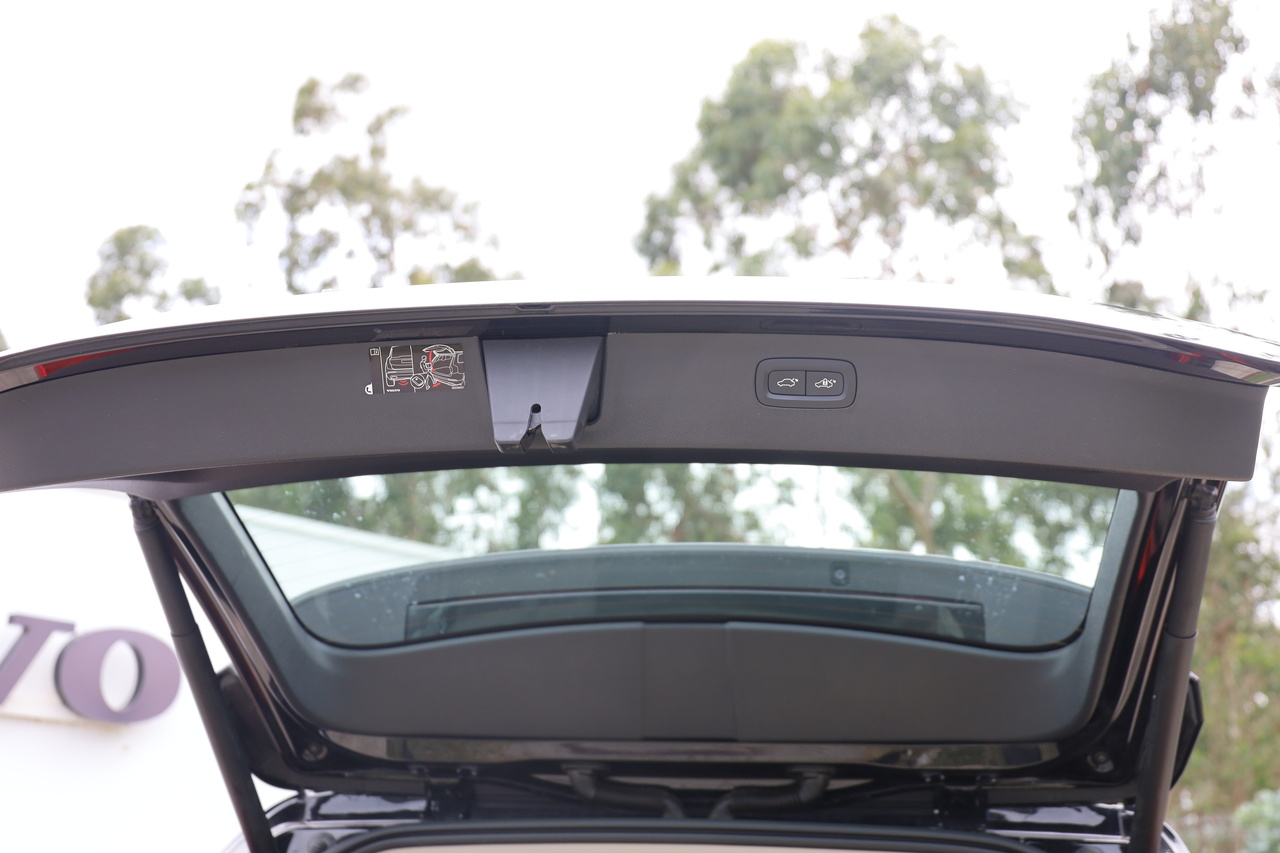 XC90 T8 Hibrido Plug-in Inscription Expression