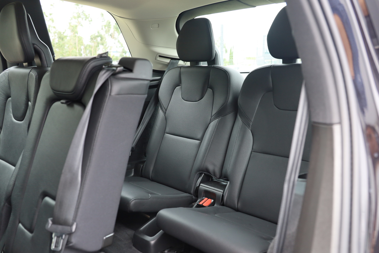 XC90 T8 Hibrido Plug-in Inscription Expression