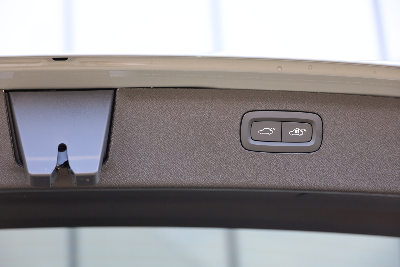 XC90 T8 Hibrido Plug-in Inscription Geart. AWD