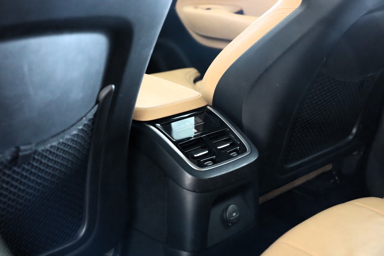 XC90 T8 Hibrido Plug-in Inscription  Geart.