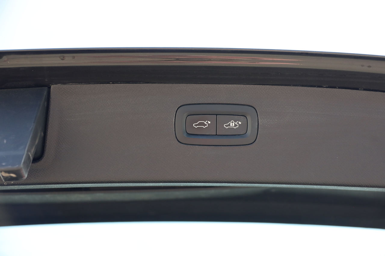 XC90 T8 Hibrido Plug-in Inscription  Geart.