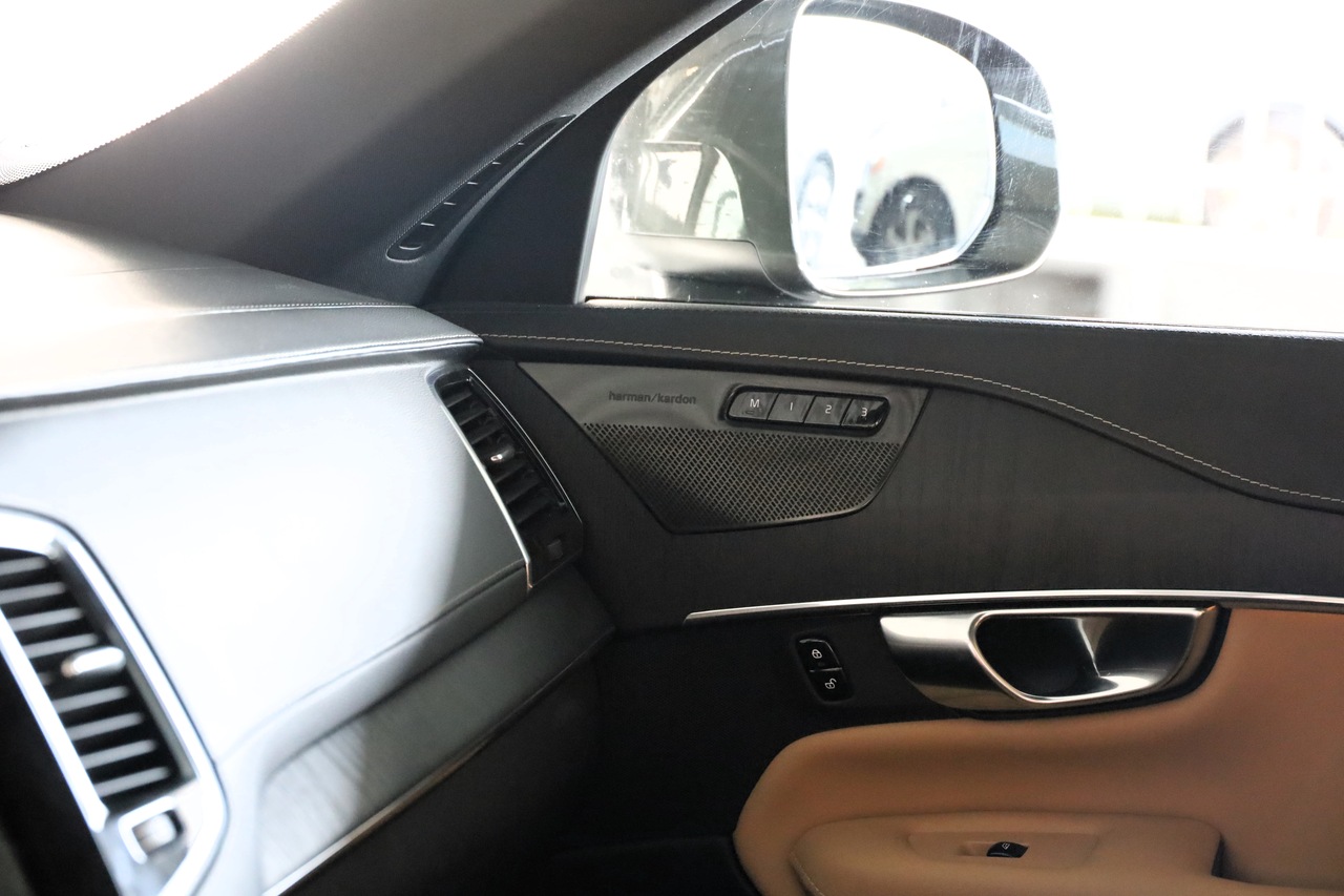 XC90 T8 Hibrido Plug-in Inscription  Geart.