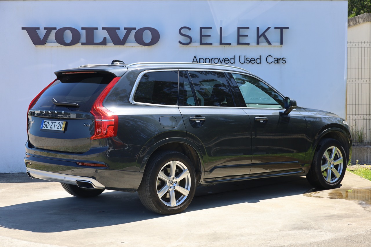 XC90 T8 Hibrido Plug-in Momentum Plus Geart. AWD
