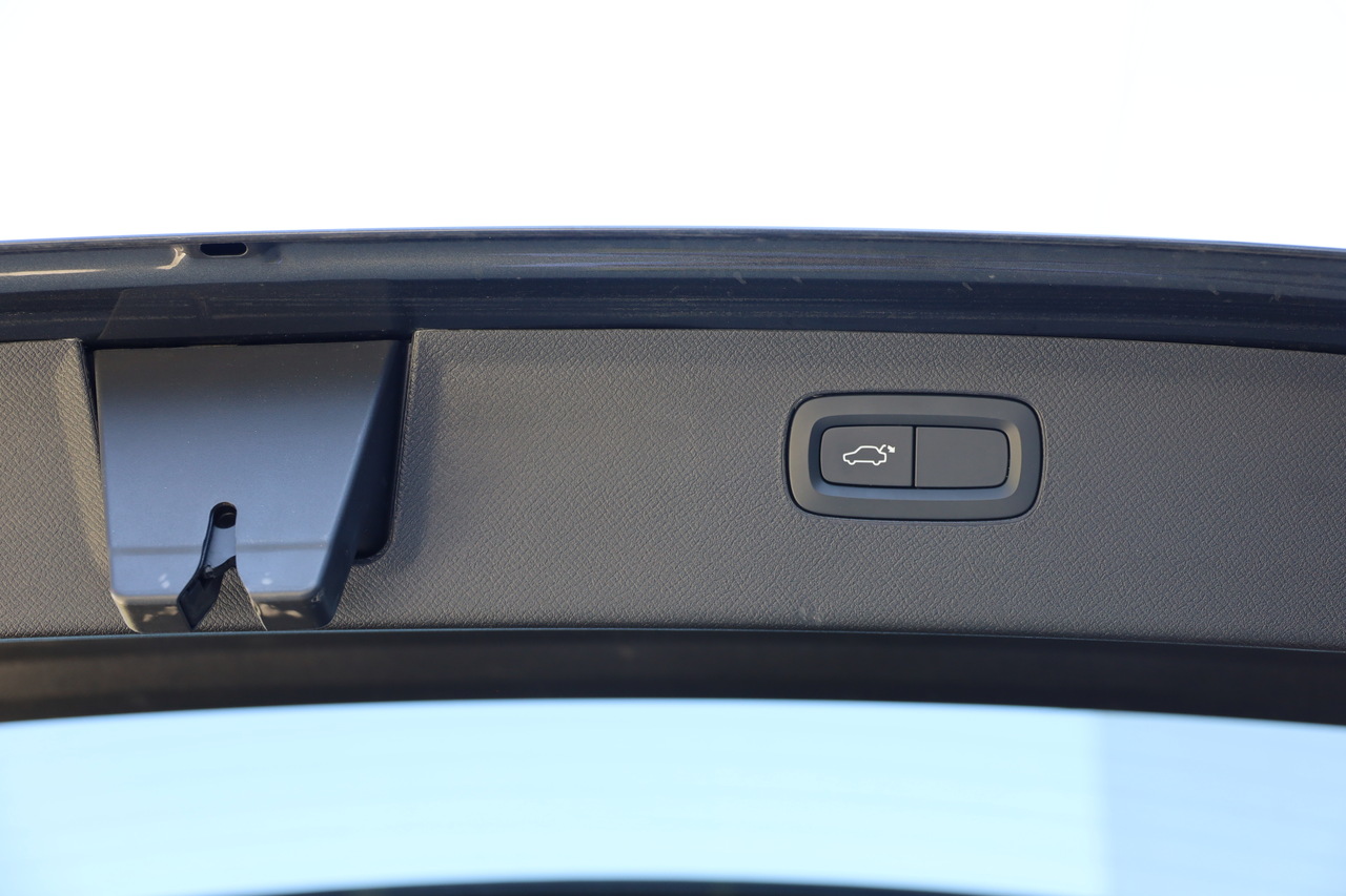 XC90 T8 Hibrido Plug-in Momentum Plus Geart. AWD