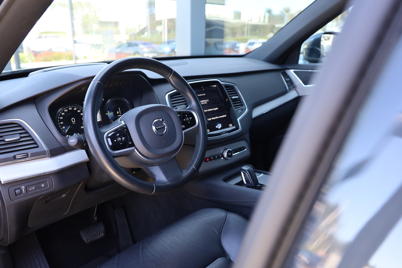 XC90 T8 Hibrido Plug-in Momentum Plus Geart. AWD