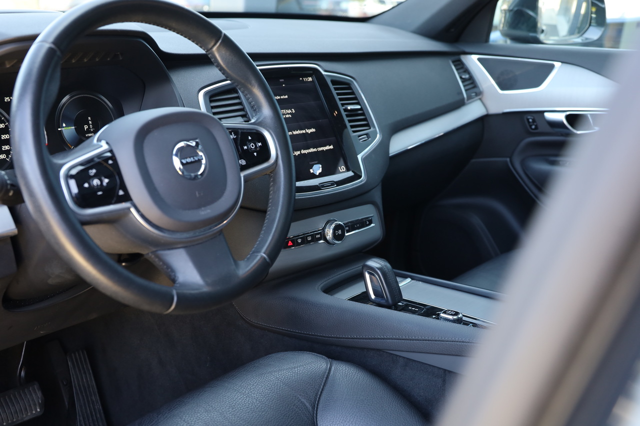 XC90 T8 Hibrido Plug-in Momentum Plus Geart. AWD