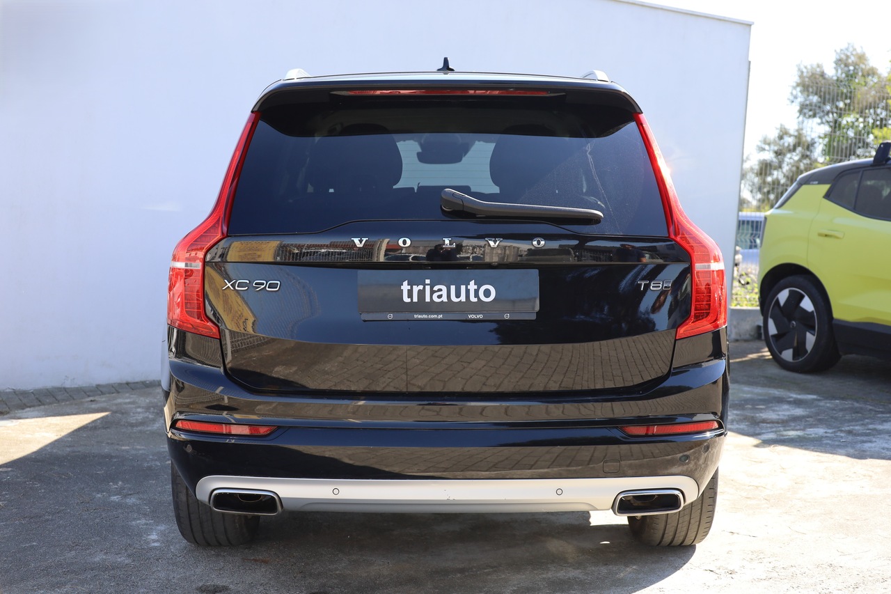 XC90 T8 Hibrido Plug-in Momentum Plus Geart. AWD