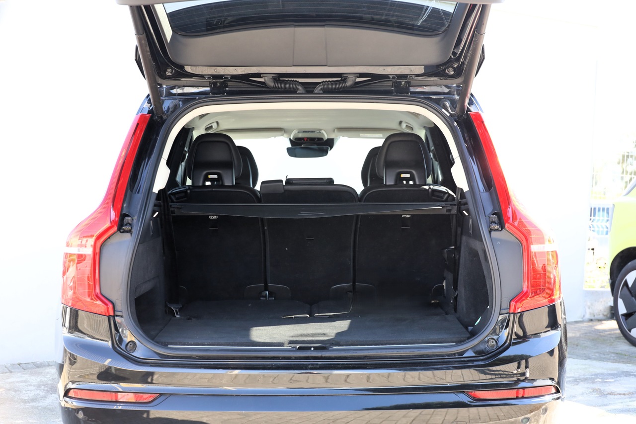 XC90 T8 Hibrido Plug-in Momentum Plus Geart. AWD