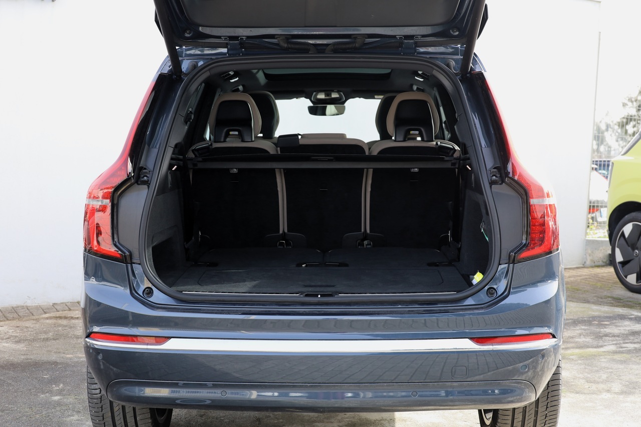 XC90 T8 Hibrido Plug-in Plus Bright