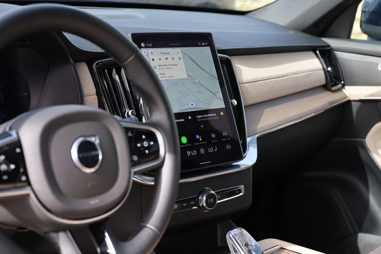 XC90 T8 Hibrido Plug-in Plus Bright