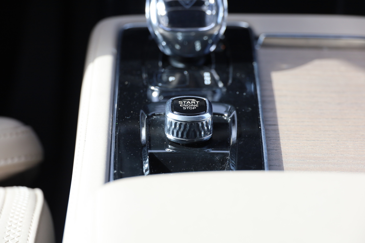 XC90 T8 Hibrido Plug-in Plus Bright