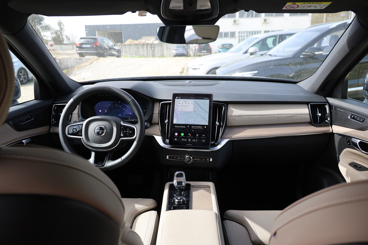 XC90 T8 Hibrido Plug-in Plus Bright