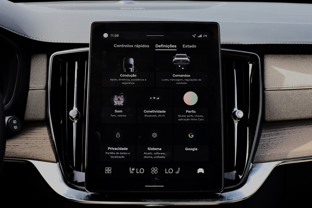 XC90 T8 Hibrido Plug-in Plus Bright