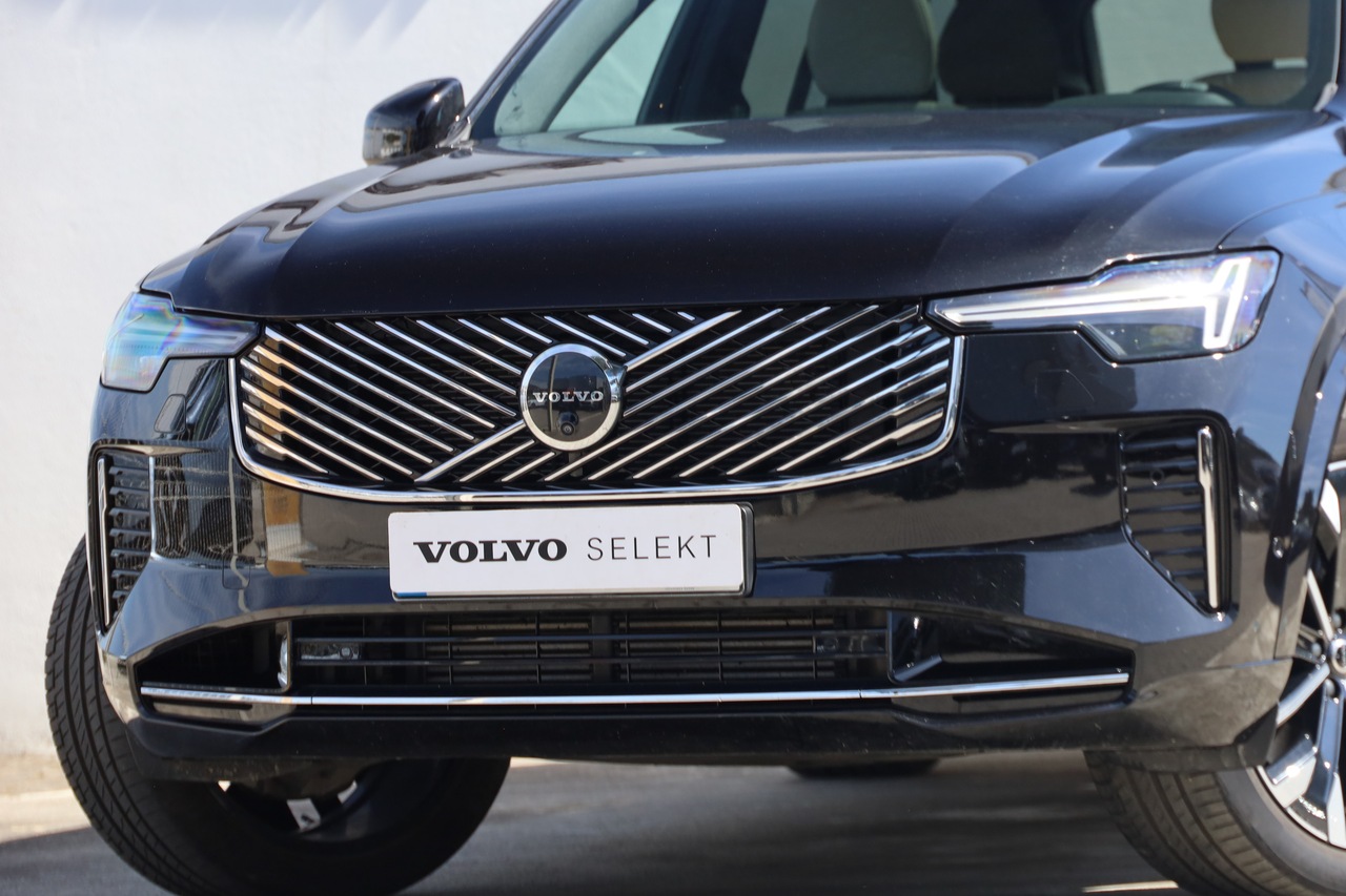 XC90 T8 Hibrido Plug-in Plus Bright AWD