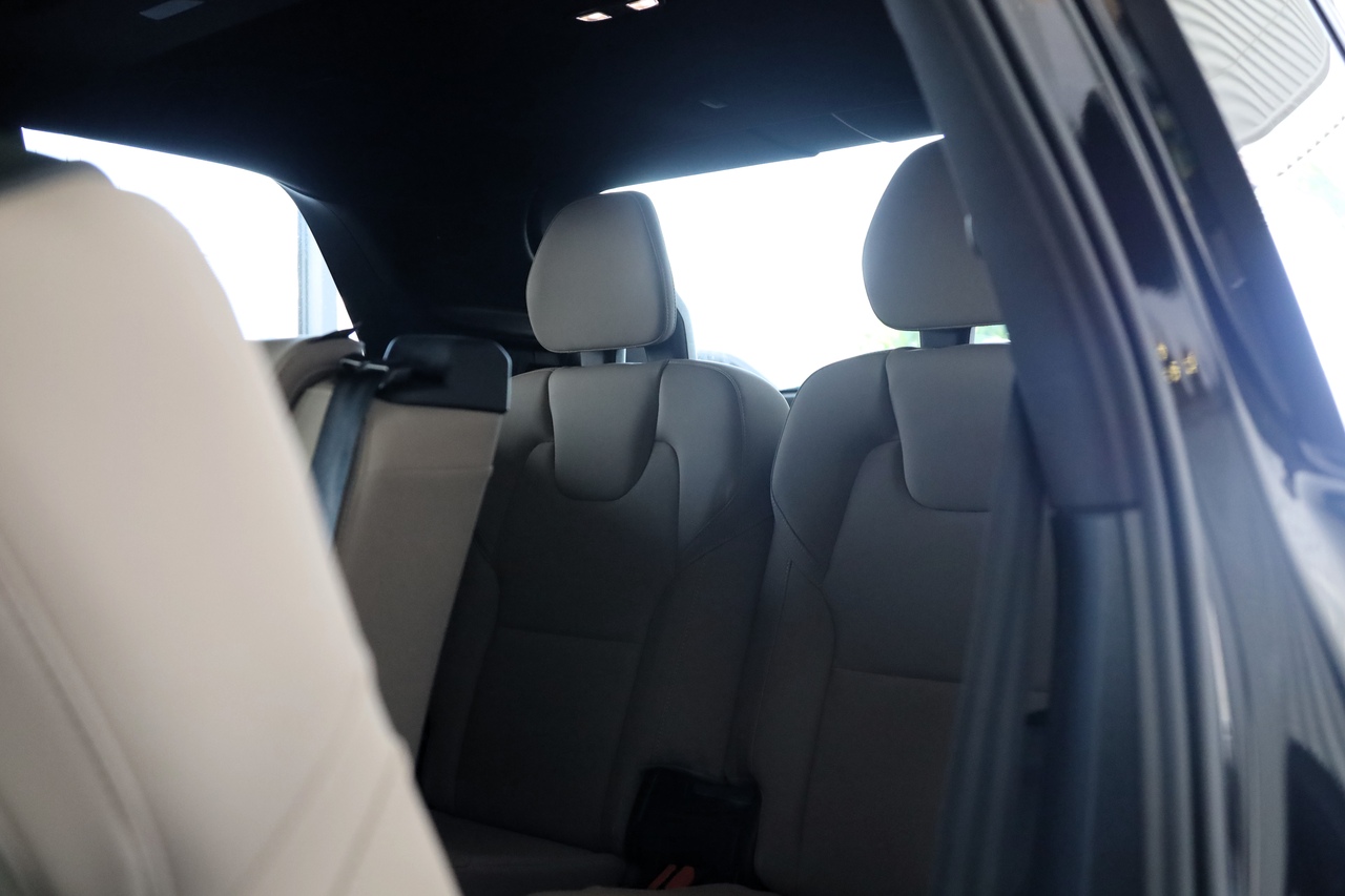 XC90 T8 Hibrido Plug-in Plus Bright AWD