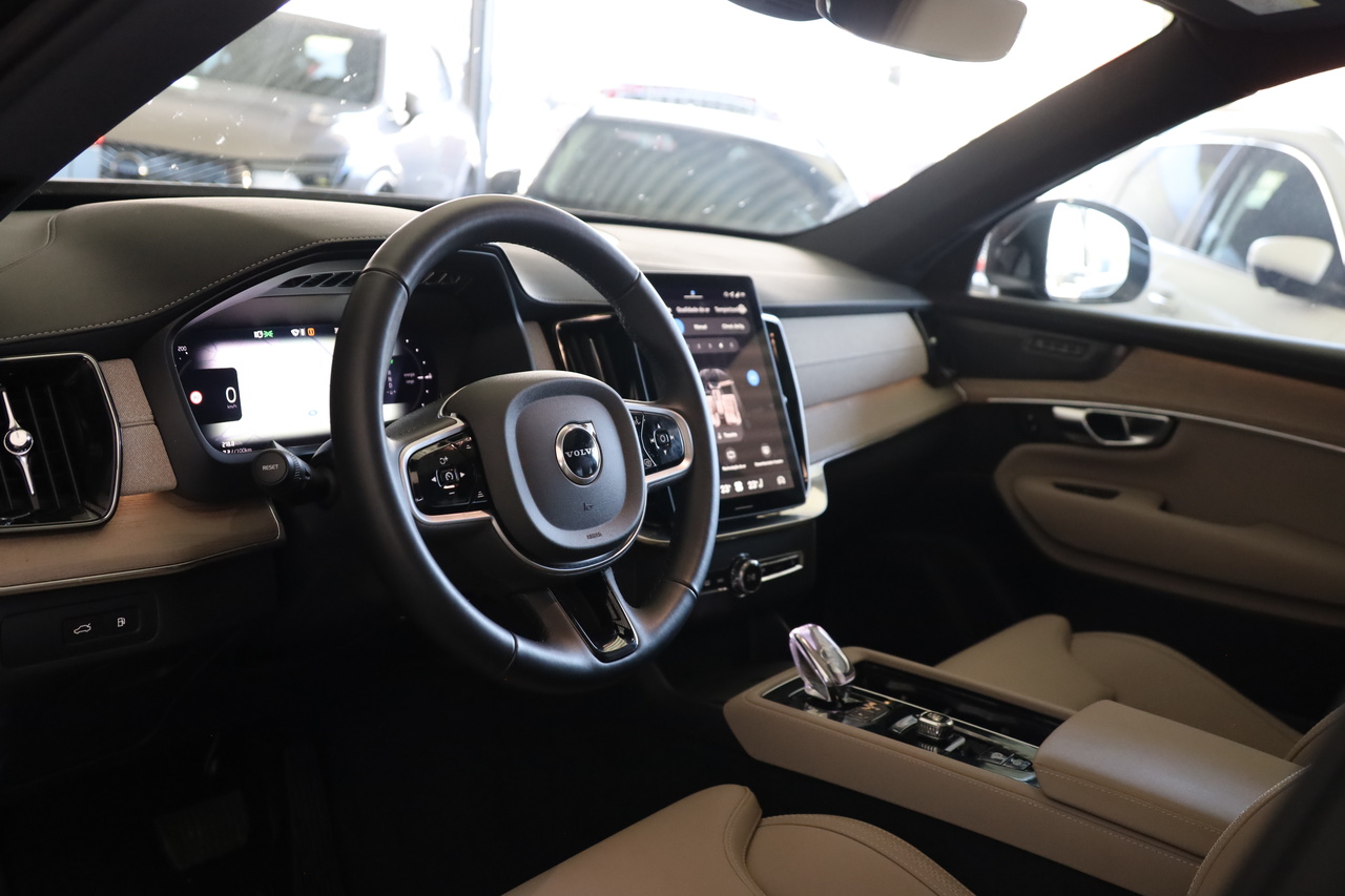 XC90 T8 Hibrido Plug-in Plus Bright AWD