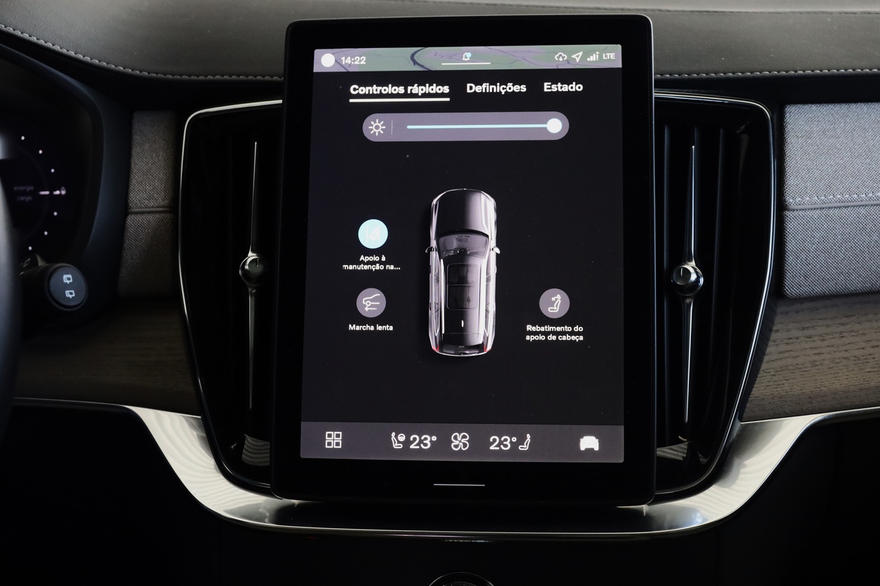 XC90 T8 Hibrido Plug-in Plus Bright AWD