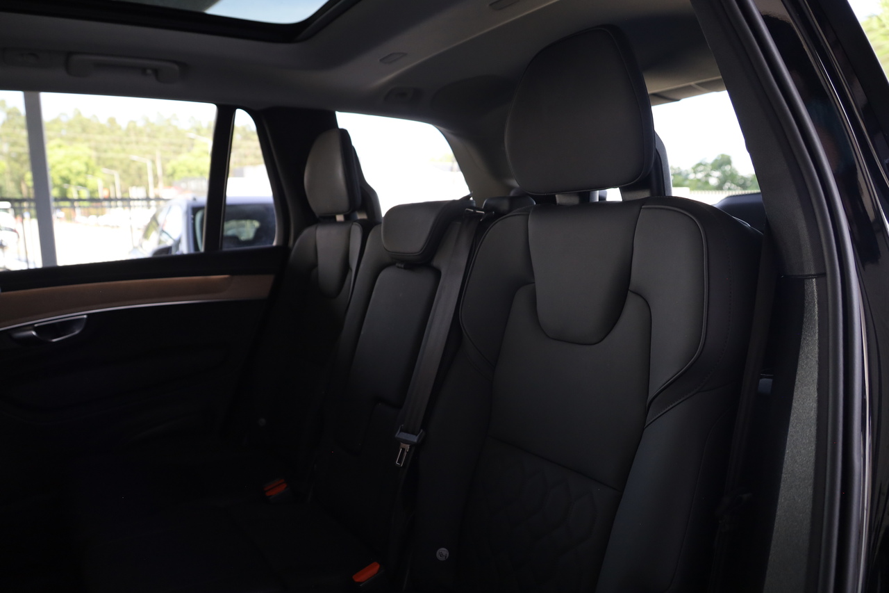 XC90 T8 Hibrido Plug-in Plus Bright AWD