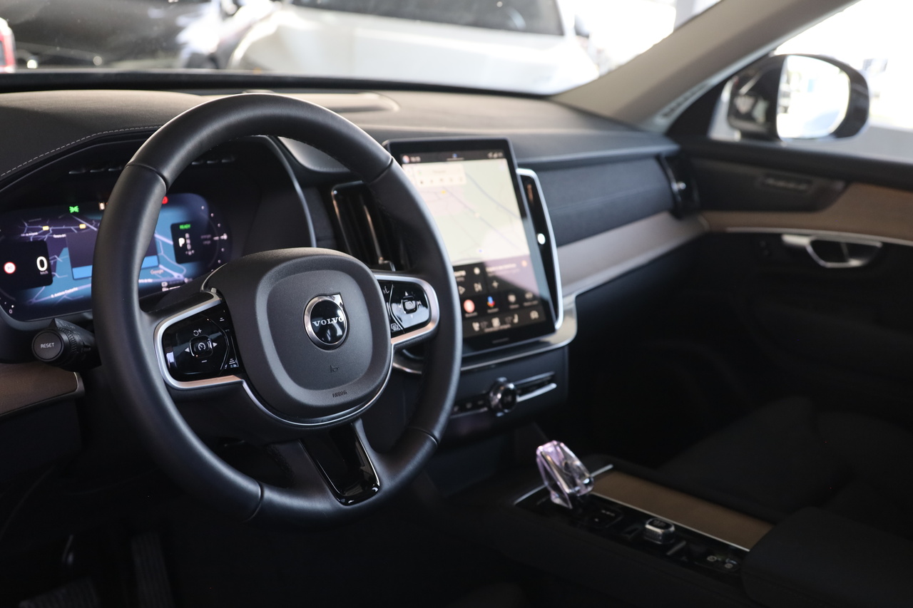 XC90 T8 Hibrido Plug-in Plus Bright AWD