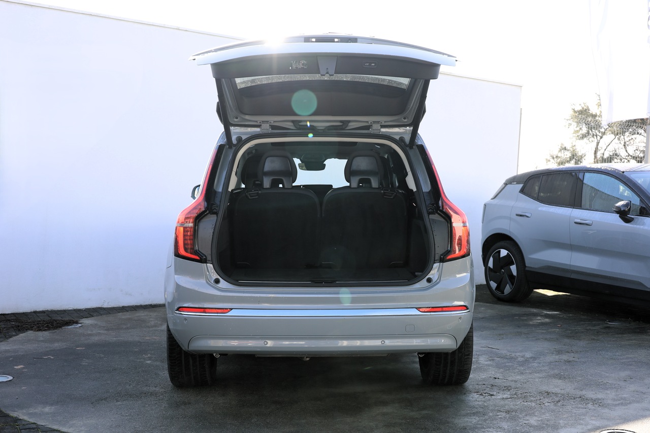 XC90 T8 Hibrido Plug-in Plus Bright