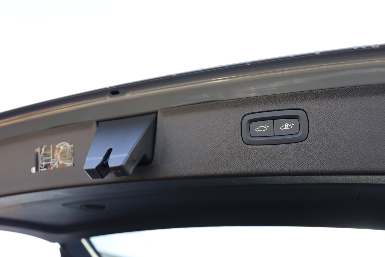 XC90 T8 Hibrido Plug-in Plus Bright