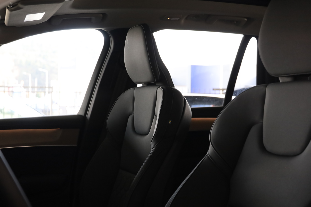 XC90 T8 Hibrido Plug-in Plus Bright