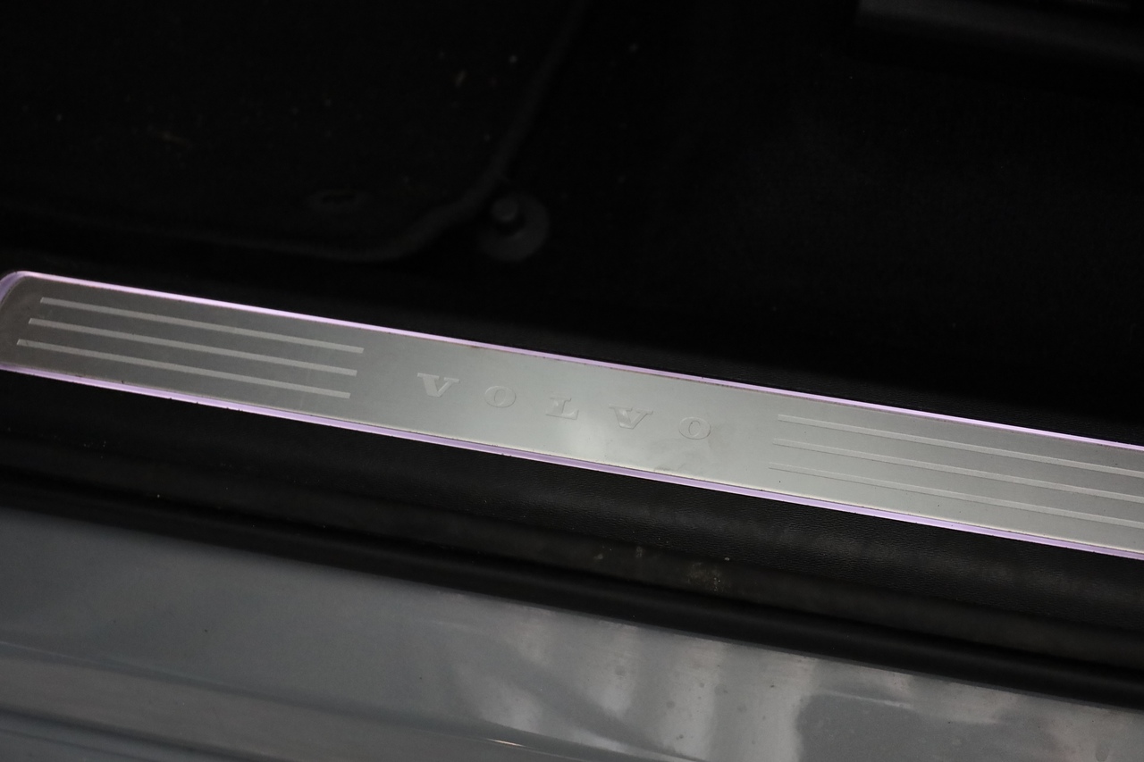 XC90 T8 Hibrido Plug-in Plus Bright