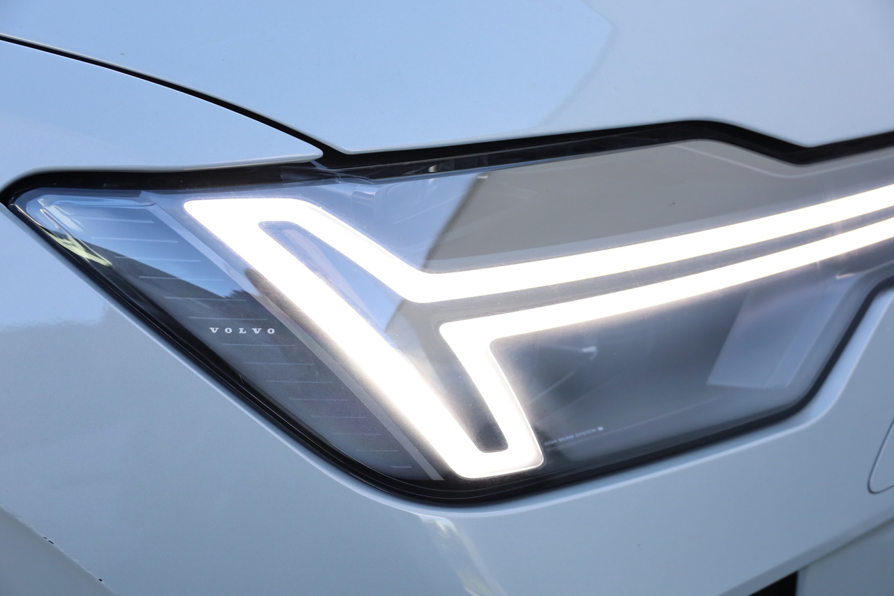 XC90 T8 Hibrido Plug-in Plus Bright