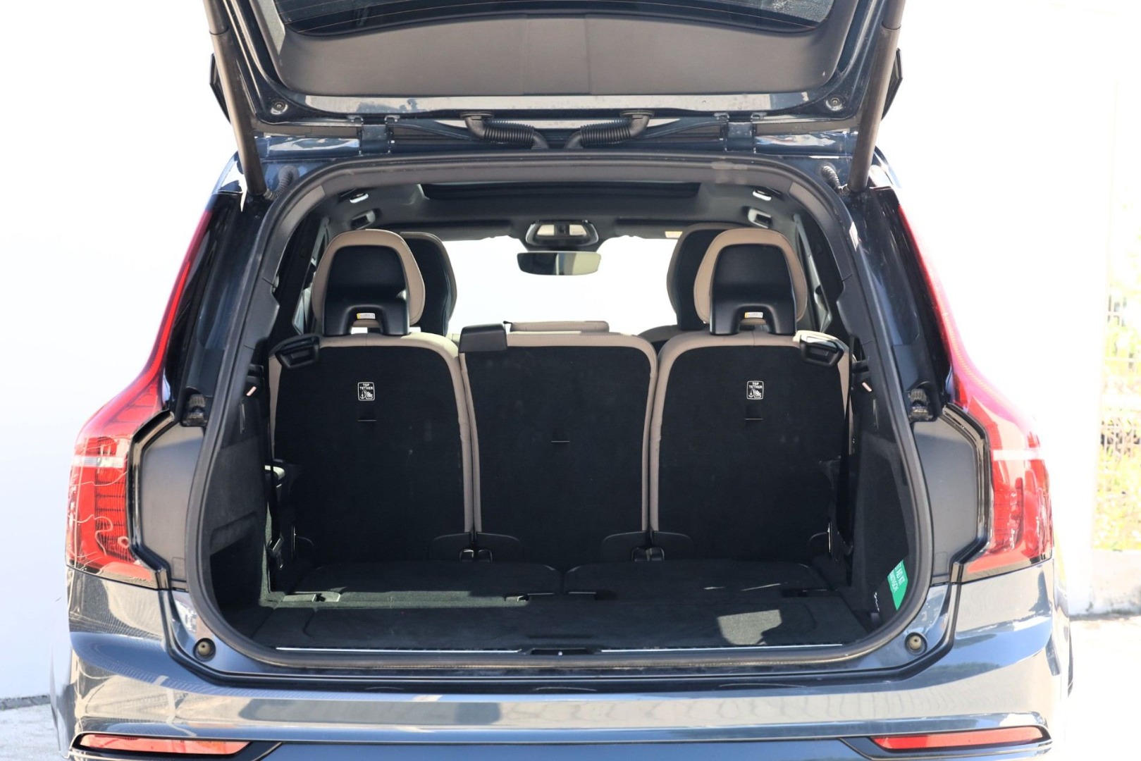 XC90 T8 Hibrido Plug-in Plus Dark Geart. AWD