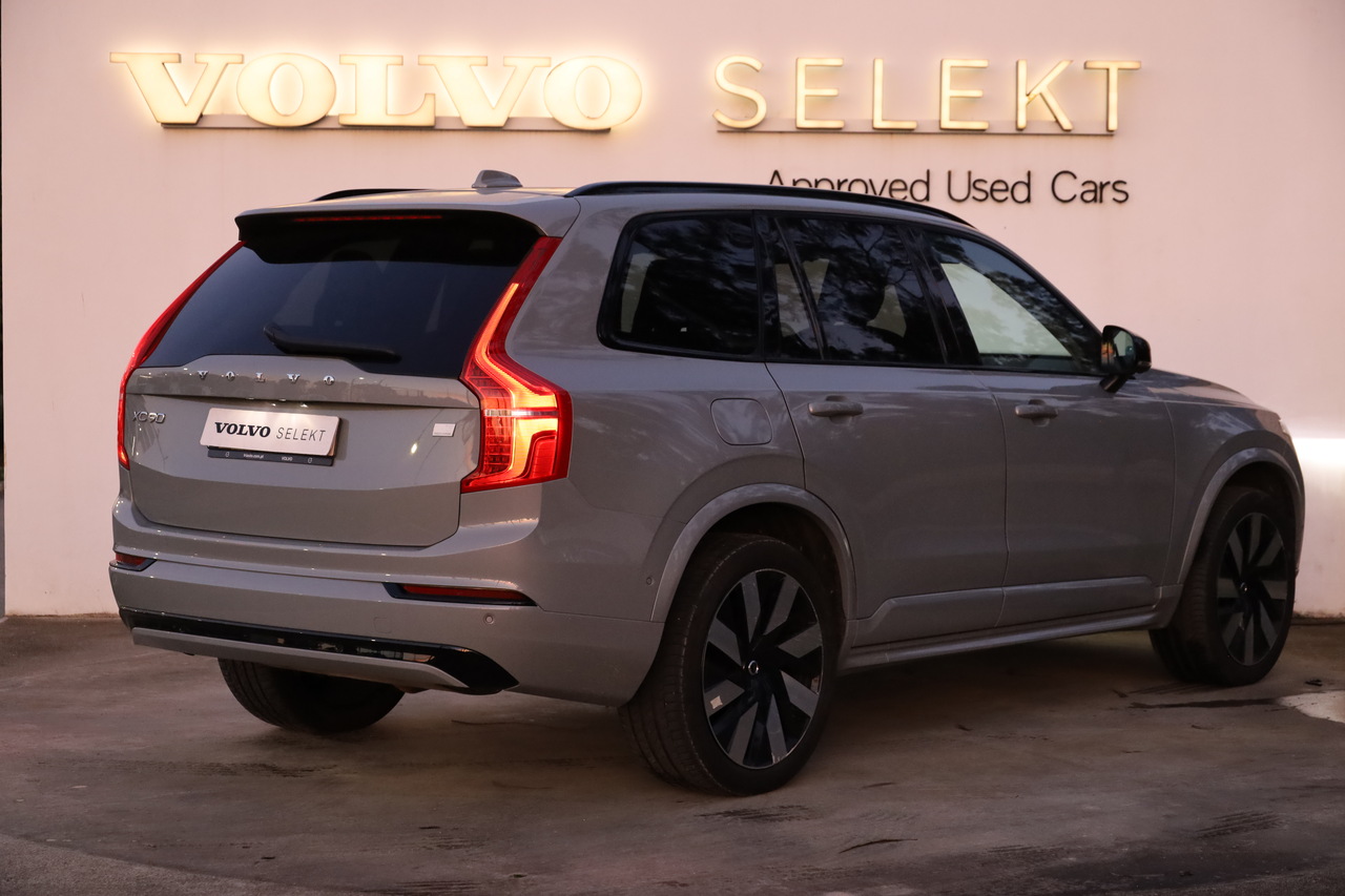 XC90 T8 Hibrido Plug-in Plus Dark Geart. AWD