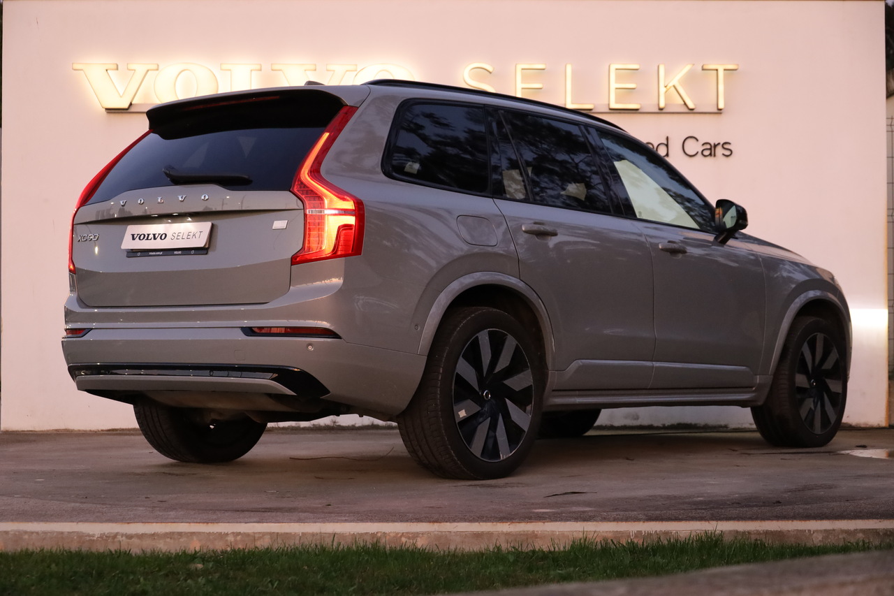 XC90 T8 Hibrido Plug-in Plus Dark Geart. AWD