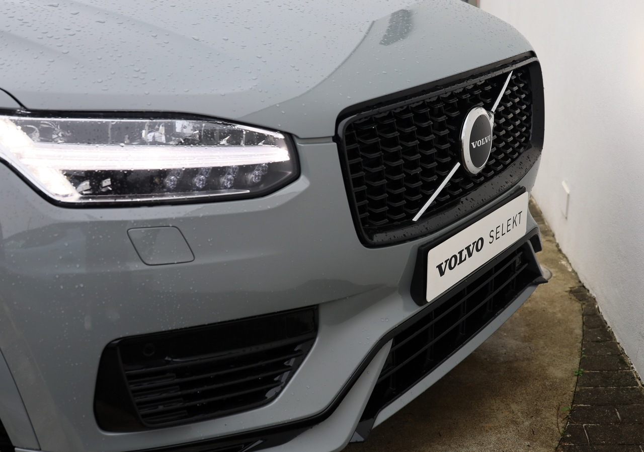 XC90 T8 Hibrido Plug-in Plus Dark Geart. AWD