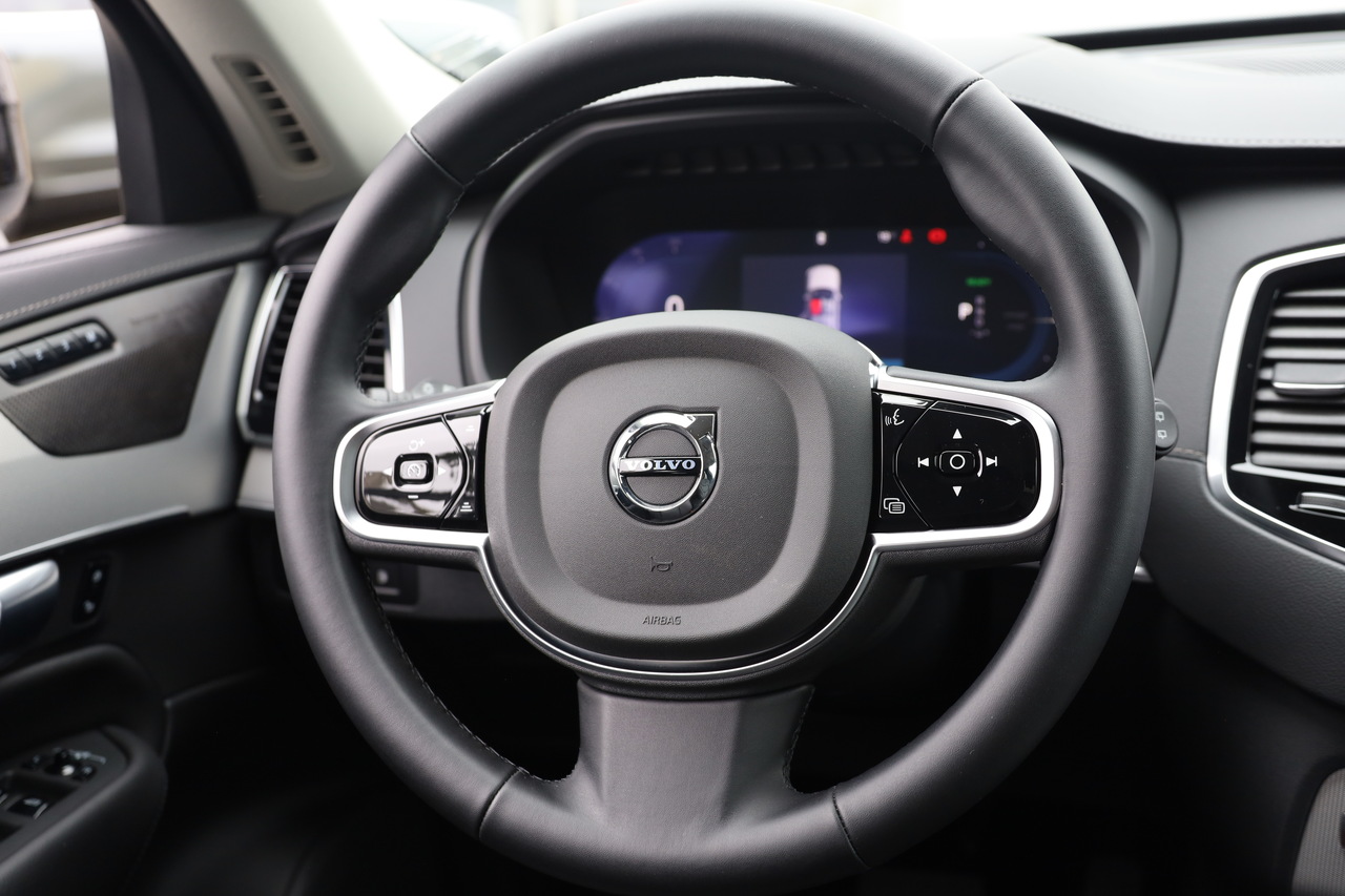 XC90 T8 Hibrido Plug-in Plus Dark Geart. AWD