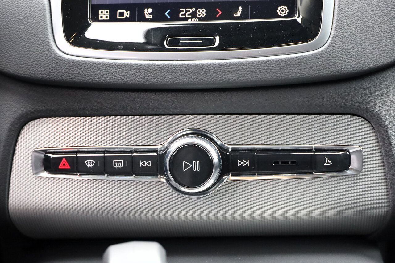 XC90 T8 Hibrido Plug-in Plus Dark Geart. AWD