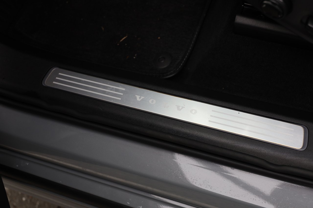 XC90 T8 Hibrido Plug-in Plus Dark Geart. AWD