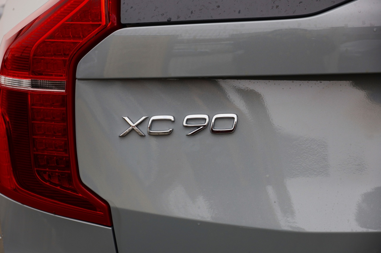 XC90 T8 Hibrido Plug-in Plus Dark Geart. AWD