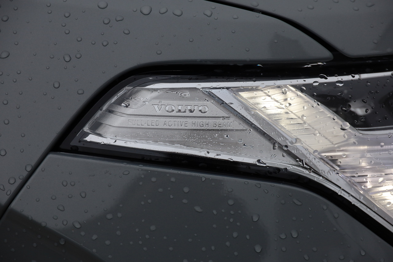 XC90 T8 Hibrido Plug-in Plus Dark Geart. AWD