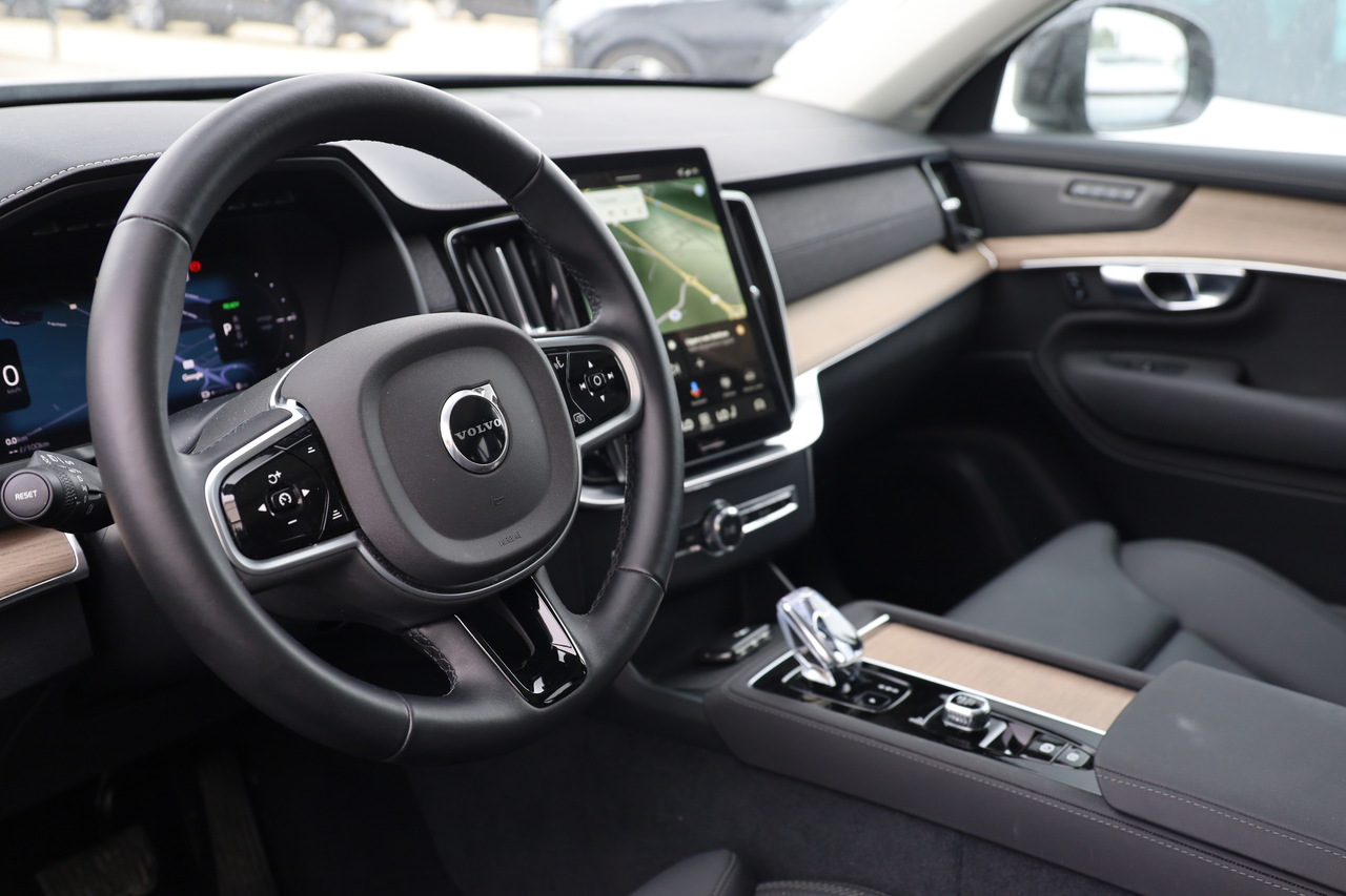 XC90 T8 Hibrido Plug-in Plus Dark Geart. AWD