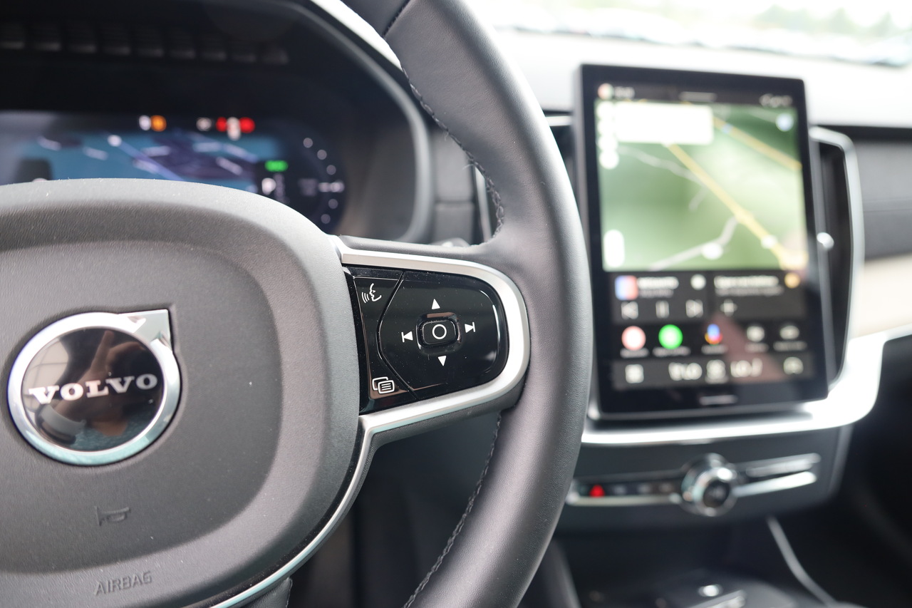 XC90 T8 Hibrido Plug-in Plus Dark Geart. AWD