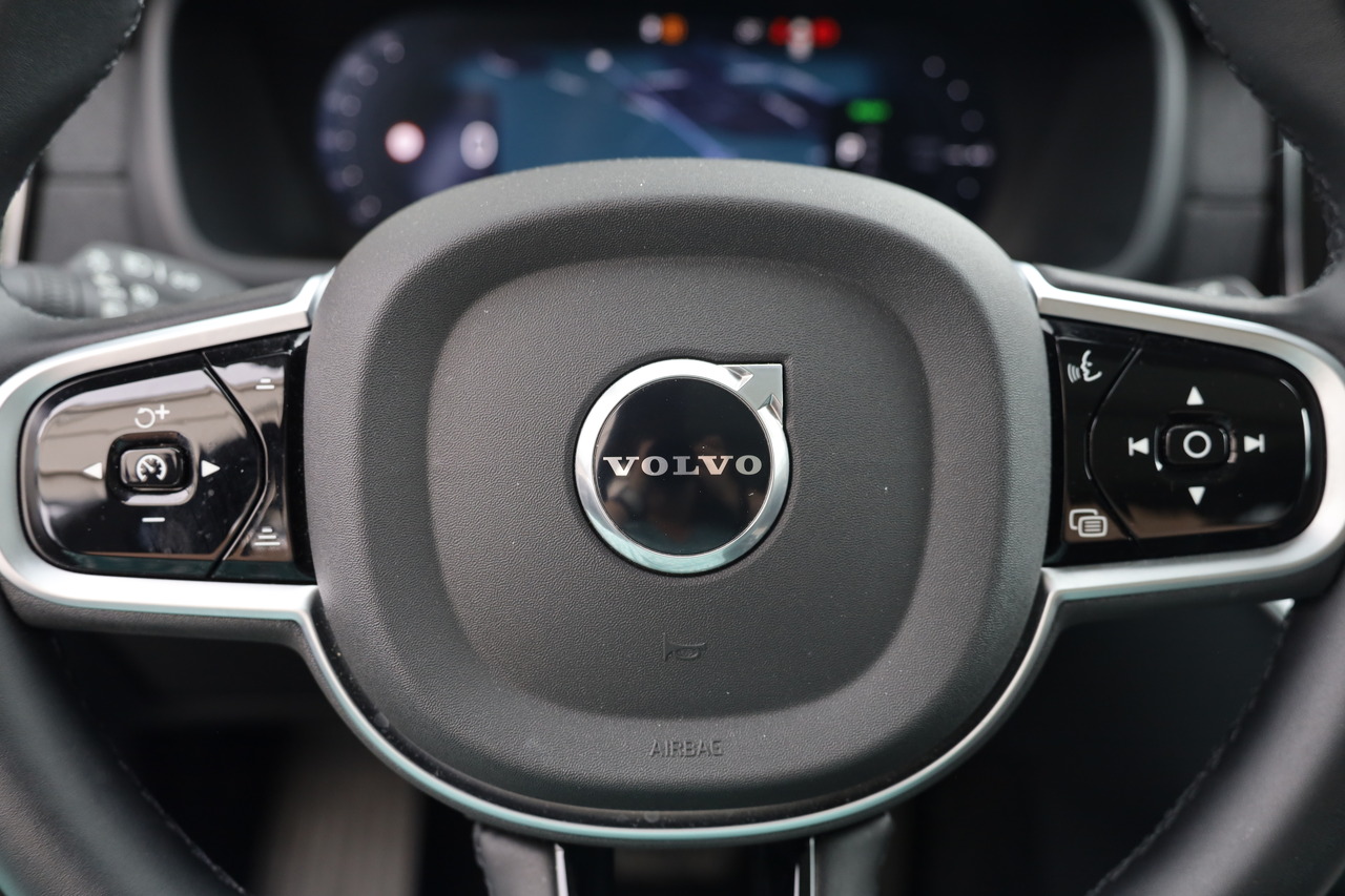 XC90 T8 Hibrido Plug-in Plus Dark Geart. AWD