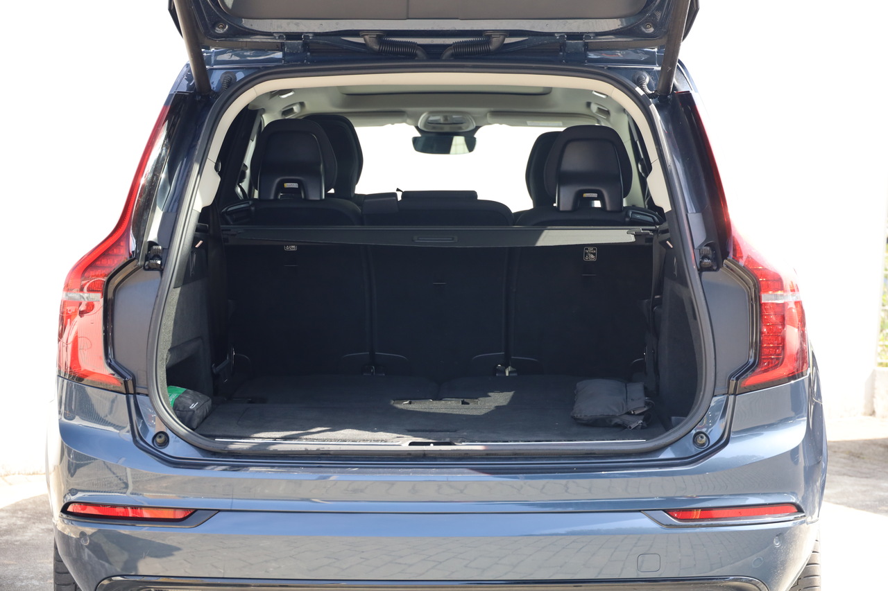 XC90 T8 Hibrido Plug-in Plus Dark Geart. AWD