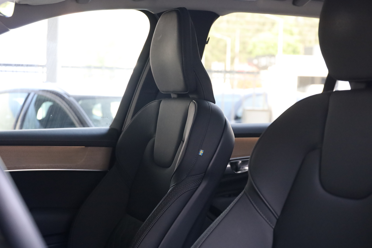 XC90 T8 Hibrido Plug-in Plus Dark Geart. AWD