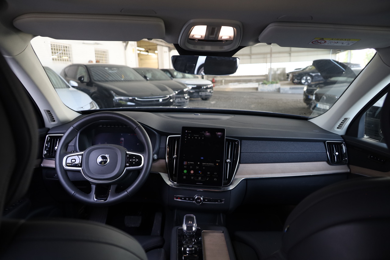 XC90 T8 Hibrido Plug-in Plus Dark Geart. AWD