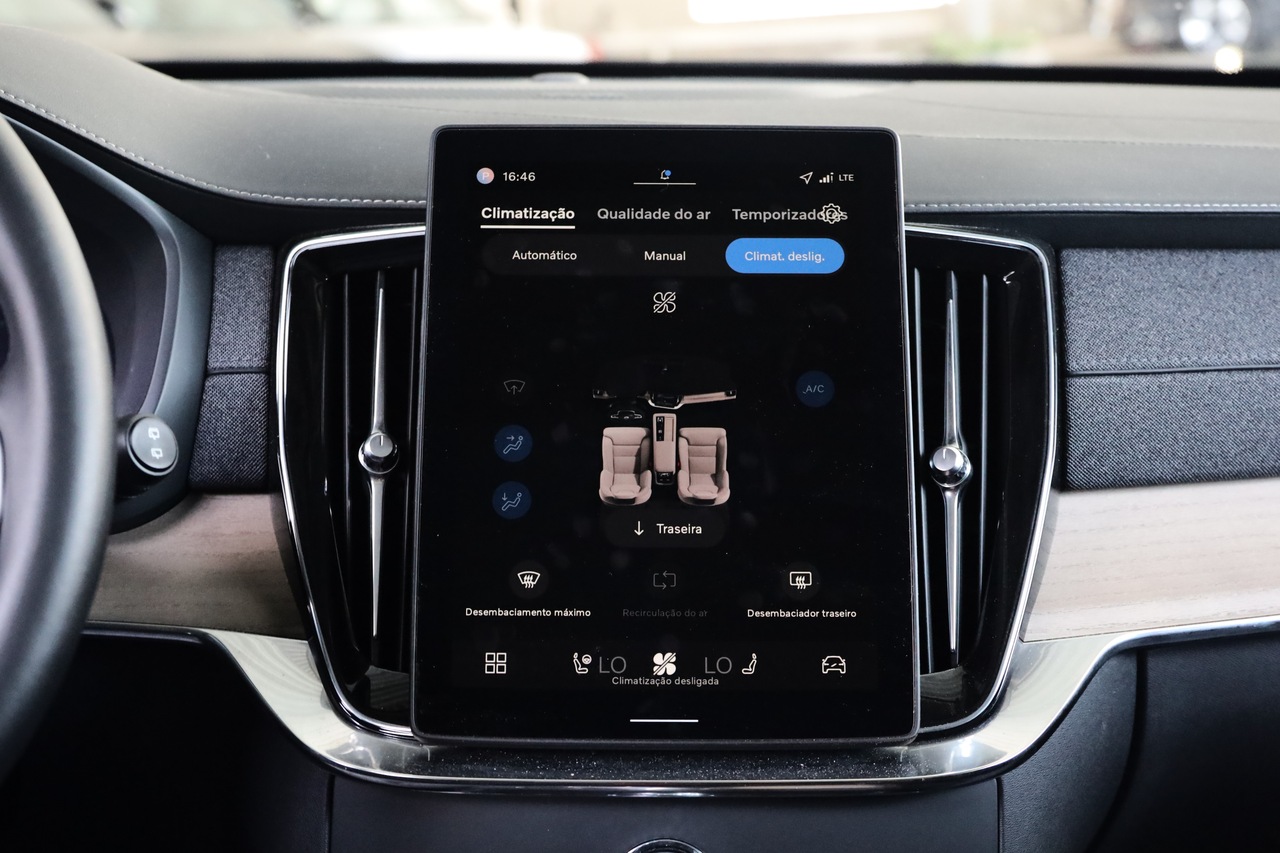 XC90 T8 Hibrido Plug-in Plus Dark Geart. AWD