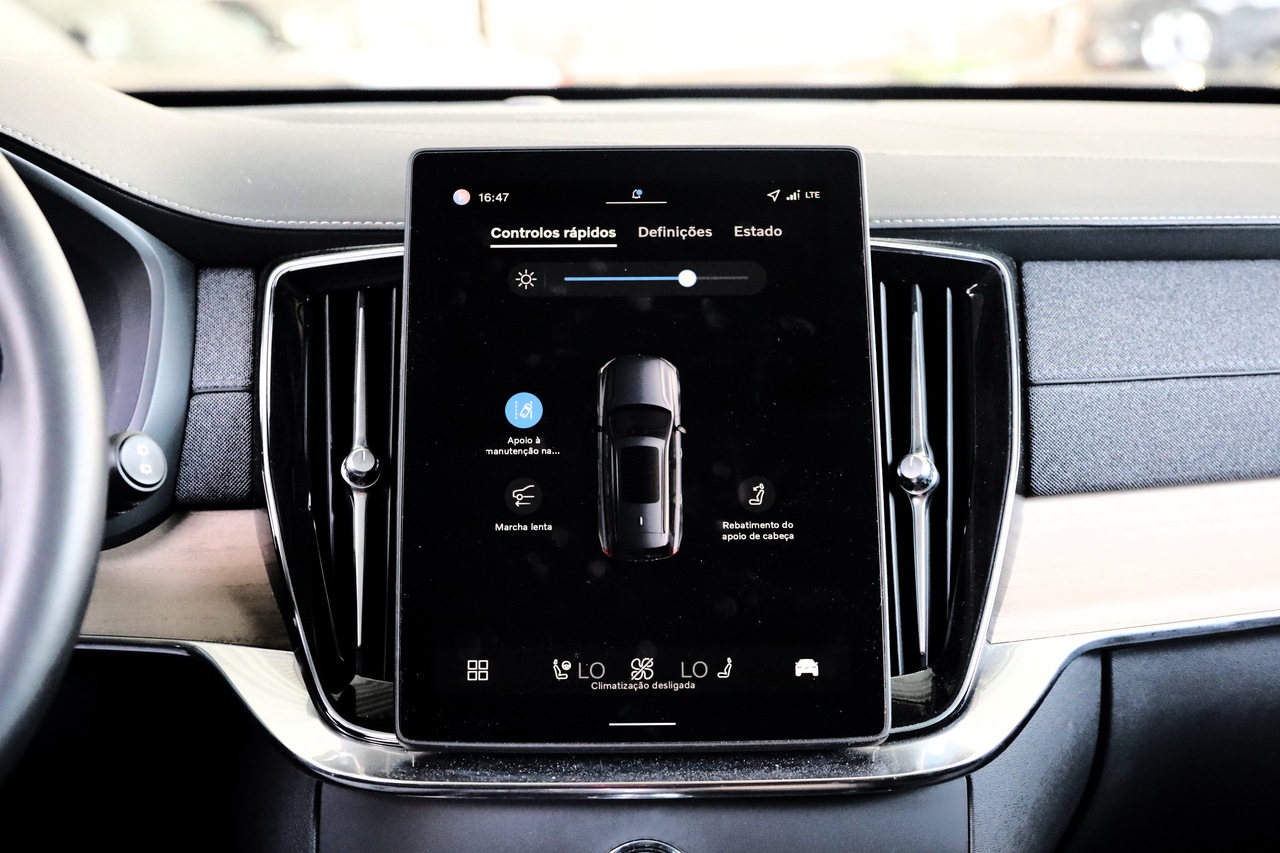 XC90 T8 Hibrido Plug-in Plus Dark Geart. AWD