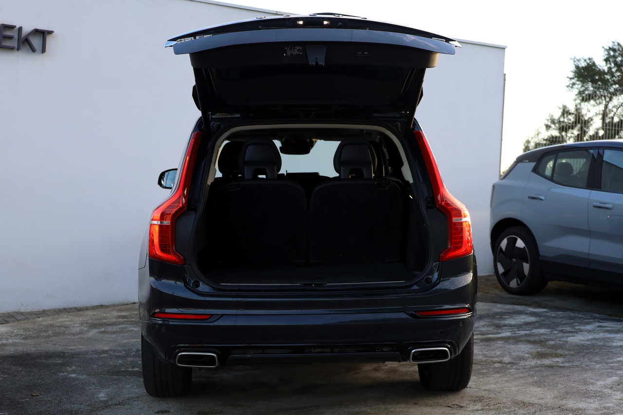 XC90 T8 Hibrido Plug-in R Design Expression Geart.