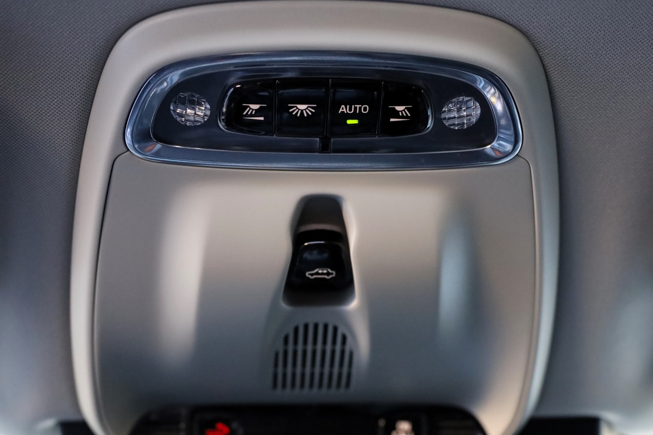 XC90 T8 Hibrido Plug-in R Design Expression Geart.