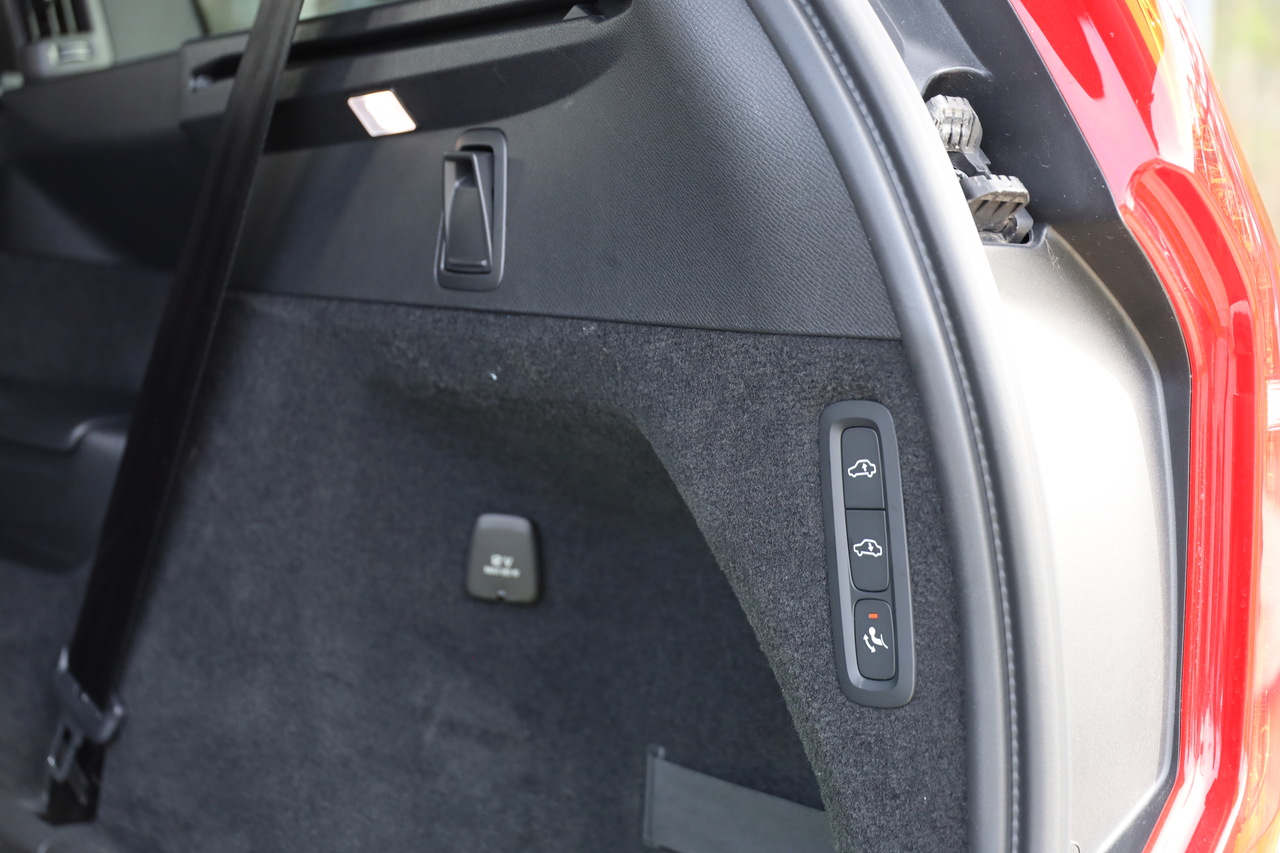 XC90 T8 Hibrido Plug-in R-Design Geart. AWD